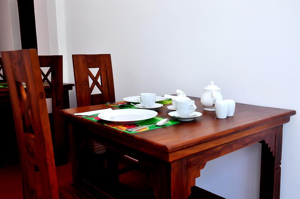 Little Swan Guest House Bentota Dış mekan fotoğraf